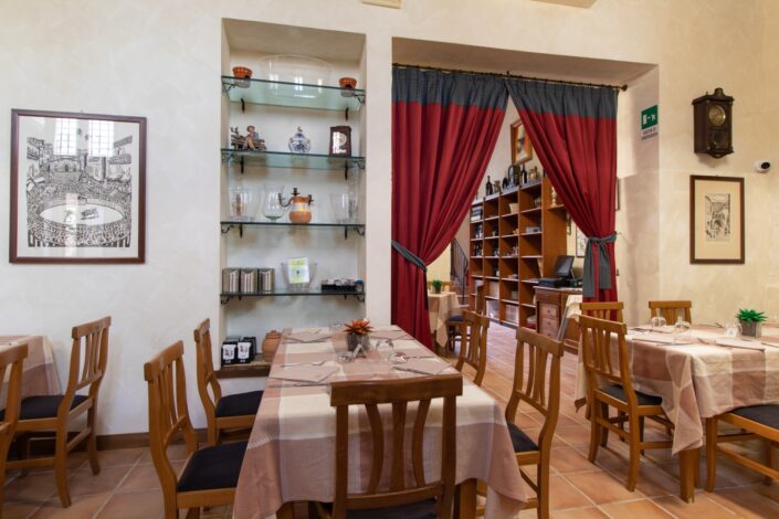 Al-Giardino-Ristorante-Pizzeria-al-centro-di-Ragusa-Ibla (4)